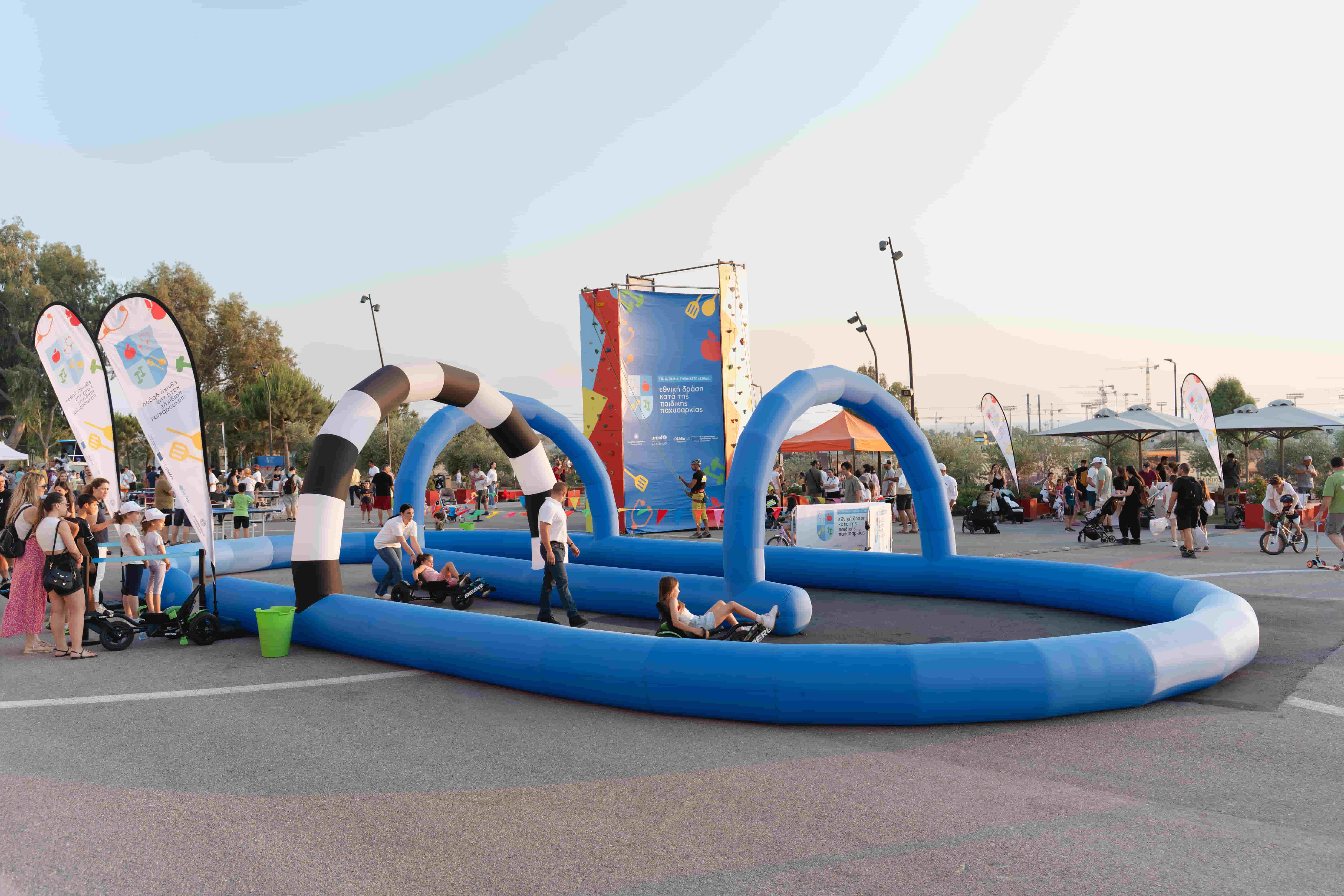 Το φουσκωτό παιχνίδι από την εκδήλωση